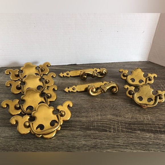 Vtg Brass Chippendale Cabinet Hardware - Picture 1 of 15